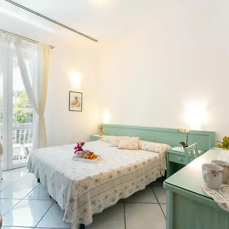 La Vispa Teresa Bed & Breakfast