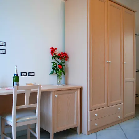 La Vispa Teresa Bed & Breakfast